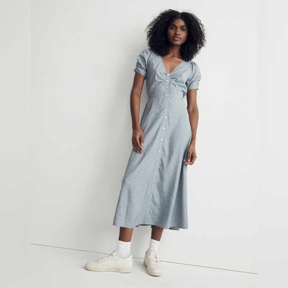 Madewell Dresses & Skirts - Madewell Leedra Button-Front Midi Dress in Dot Size 6